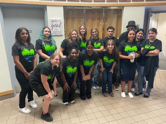  Independence High School Student Leaders